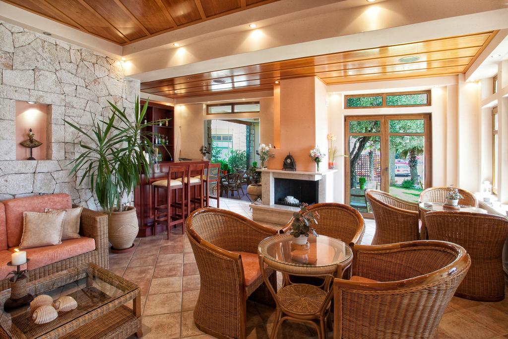 Hotel Paralio Possidi Extérieur photo