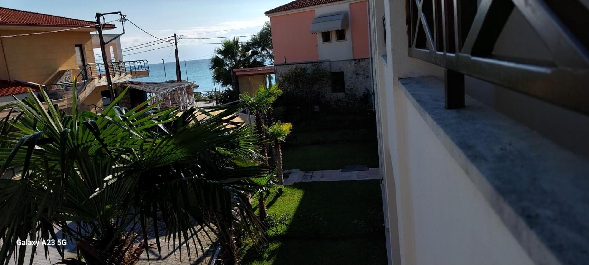Hotel Paralio Possidi Extérieur photo