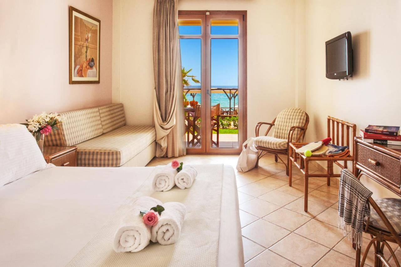 Hotel Paralio Possidi Extérieur photo